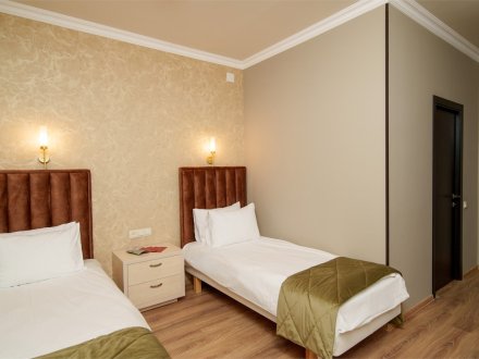 Standard Economy Double Twin bed